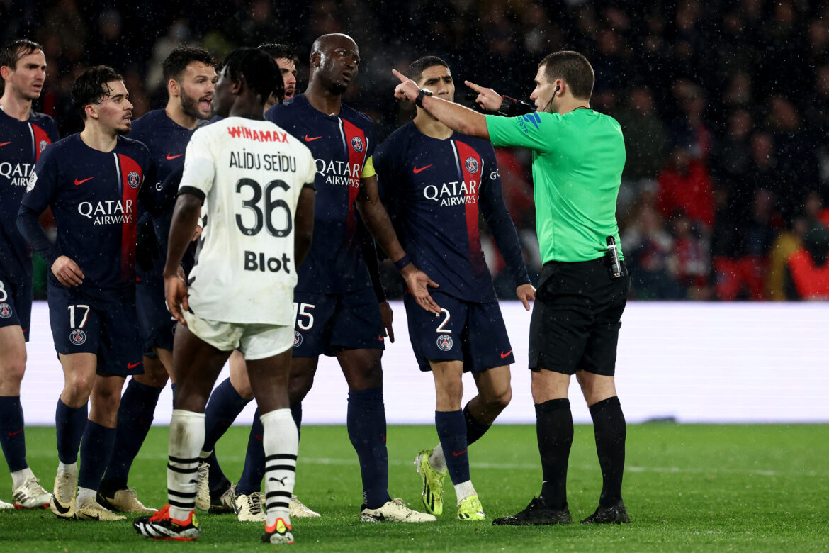 El Rennes se queja sobre el penal del PSG